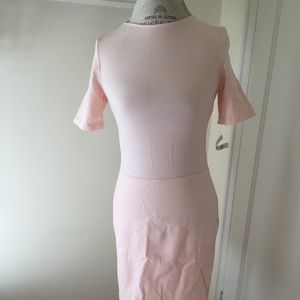 BAR III ENVELOPE DRESS IN PINK SIZE M NEW
